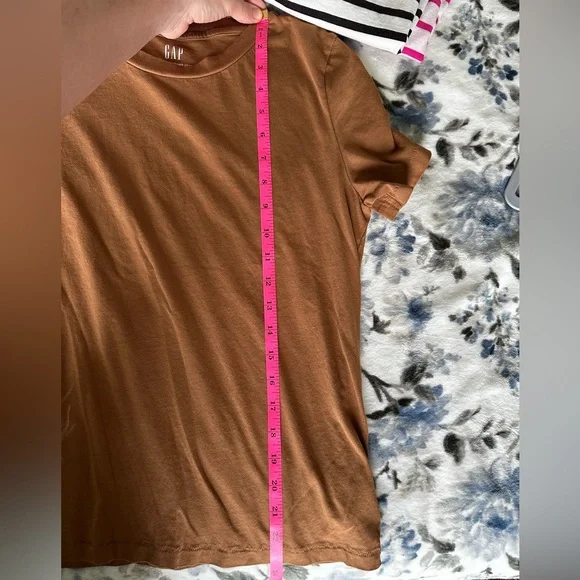 GAP Women's Top - Picture 6 of 7